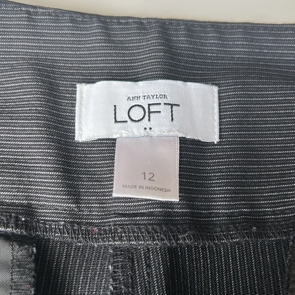 LOFT Ann Taylor Low Rise 90’s Y2K Charcoal Pinstripe Wide Leg Trousers 12